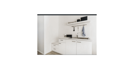 Studio Apartment - Ground Level - BONUS - Water and Electricity Included in Rent - Photo 2