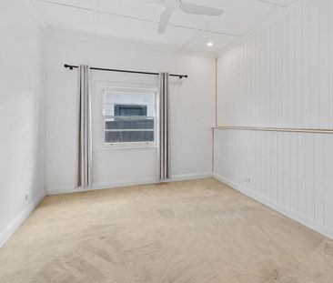 Three Bedroom Home - Photo 3