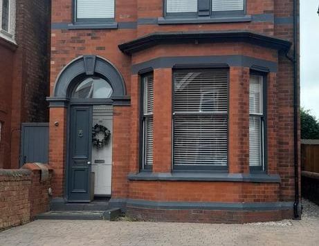 5 bedroom detached house to rent - Photo 1