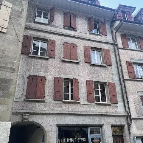 Appartement de 3 pièces au 1er étage au centre ville de Lausanne - Photo 1