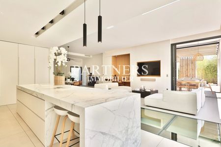 Tout savoir sur cette maison dans le quartier Granettes-Jauberte-Sainte Anne, à Aix-en-Provence - Photo 2