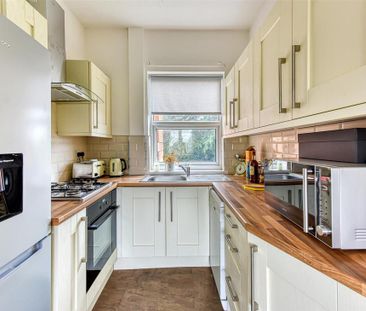 2 bedroom apartment to rent - Photo 6