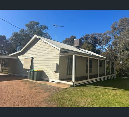 2 Irymple Avenue, Nichols Point, Vic 3501 - Photo 5