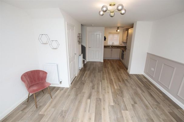 2 bedroom terraced house to rent - Photo 1