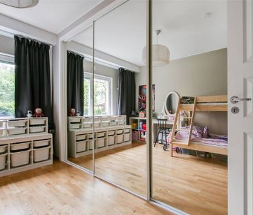 Tre Källors väg, Norsborg - Foto 1