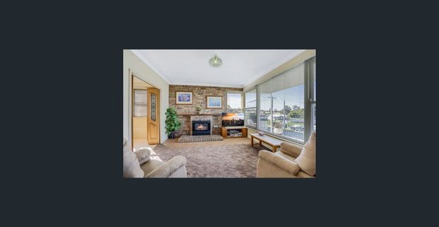 "Spacious Family Home" - Photo 1