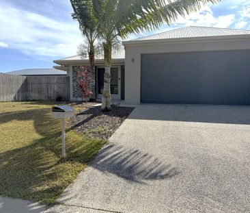 MOUNT PETER ESTATE FAMILY HOME - Photo 1