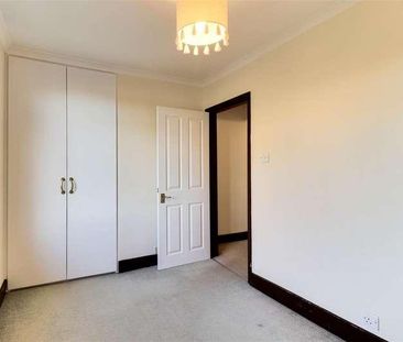 Alfold Road, Cranleigh, GU6 - Photo 6