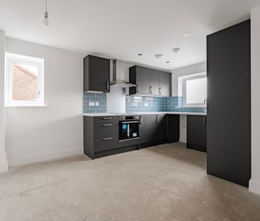 3 bedroom semi-detached house to rent - Photo 5