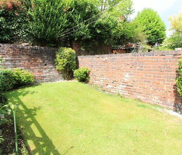 3 bedroom terraced house to rent - Photo 5