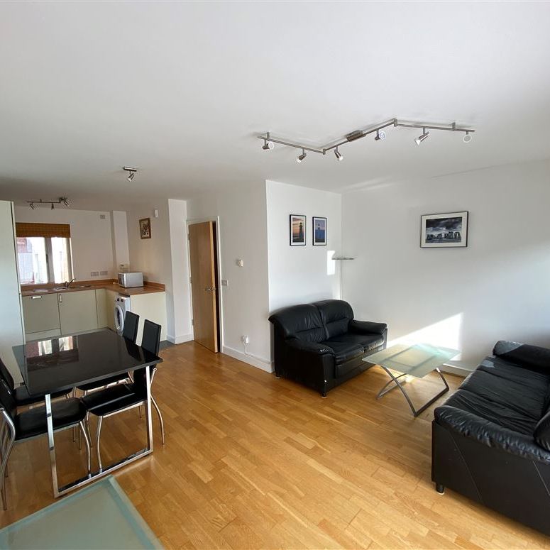 33 Cluain Shee, Aikens Village, Sandyford, Dublin 18 - Photo 1