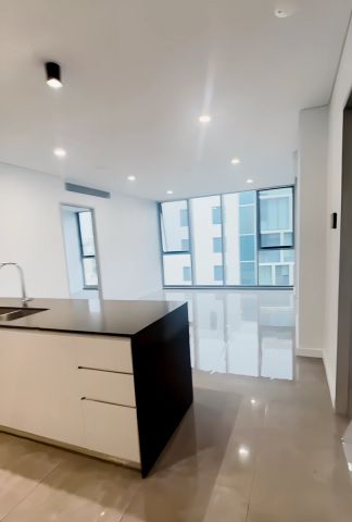 2 bed 2 bath-425 - Photo 3