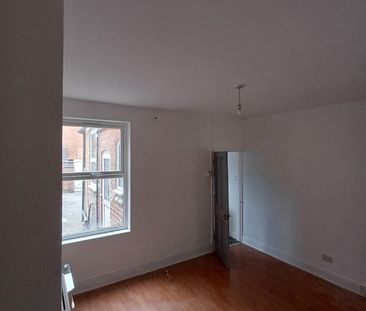 3 Bed Terraced House, Noel Street, LE3 - Photo 1