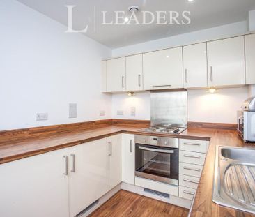 1 bedroom flat to rent - Photo 4