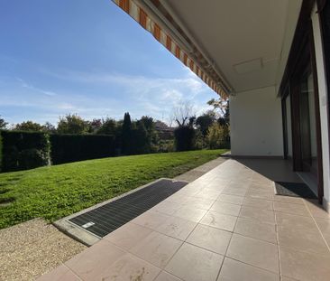 Beautiful semi-detached villa with 6.5 rooms in Pregny-Chambésy. - Photo 2