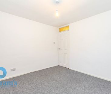 3 bed Town House for Rent - Photo 6