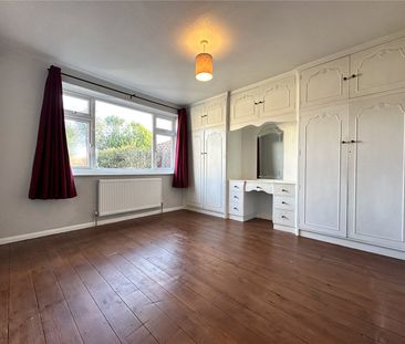 16, High Moor Drive, Moortown, Leeds, LS17 6EB - Photo 4