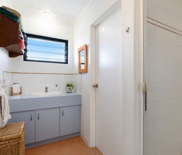 Ocean Views in Peregian Beach - Photo 4