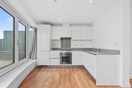 2 bedroom apartment to rent - Photo 2