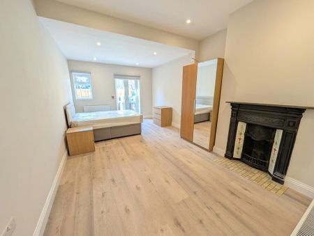 5 bedroom house of multiple occupation to rent - Photo 2