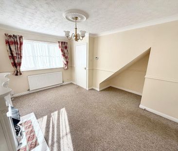 2 bedroom terraced house to rent - Photo 2
