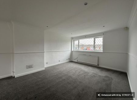 3 bedroom end of terrace house to rent - Photo 2
