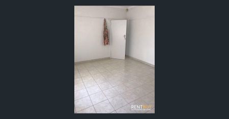 LARGE 4 BEDROOM HOUSE FOR LEASE - Photo 3