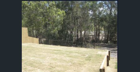 Ground Floor living with spacious courtyard - Photo 4