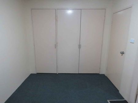 Handy Location!! (AVAILABLE: NOW ) - Photo 3