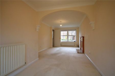 3 bedroom detached house to rent - Photo 3