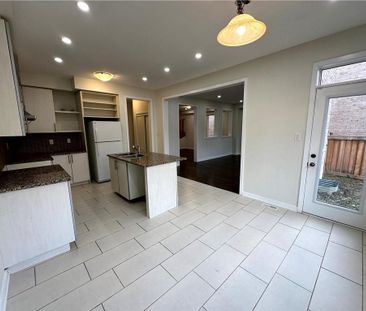 For Lease - 7 Abercrombie Crescent, Brampton, Ontario - Photo 6