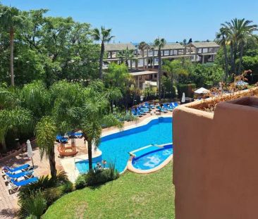 Alquiler de piso en Urbanización Oasis Club - Photo 5