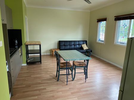 2-bedroom shared granny flat, Gipps Road - Photo 4