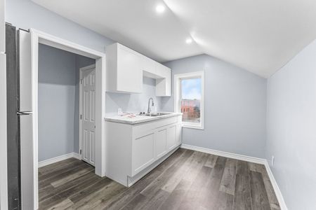 For Lease - 30 Division Street Unit# UPPER, St. Catharines, Ontario - Photo 4