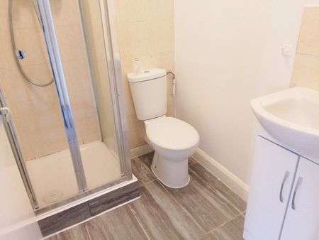 1 Bed Flat, Topsfield Parade, N8 - Photo 5