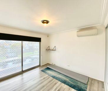 18 Haven Valley Way, Lansvale, NSW 2166 - Photo 4