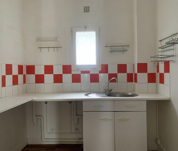 Location Appartement 1 pièce 35m² - Photo 5