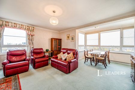 2 bedroom apartment to rent Blount Road, Portsmouth, PO1 - Photo 2