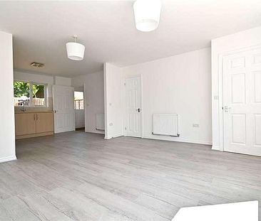 Basswood Drive, Basingstoke, Hampshire, RG24 - Photo 2