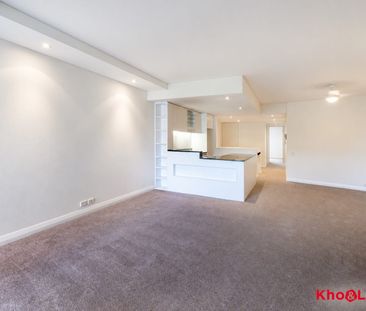 Spacious One Bedroom Plus Study | Watermark Plaza | Secure Parking - Photo 1
