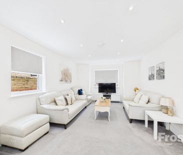 Britwell Road, Burnham, Bucks,SL1 - Photo 3