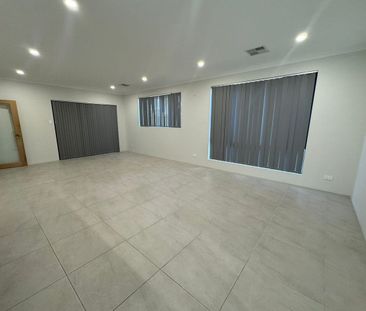 Stunning family home - Photo 1