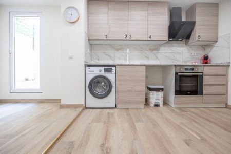 Avinguda de la Plata, Valencia, Valencian Community 46013 - Photo 5