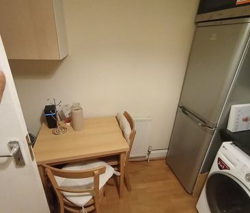 Room in a Shared House, Elmcroft Crescent, NW11 - Photo 4