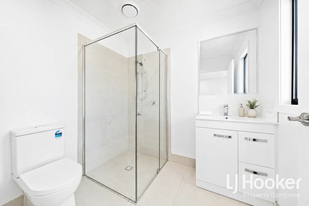 Brand New - Practical, Modern & Low Maintenance - Photo 1