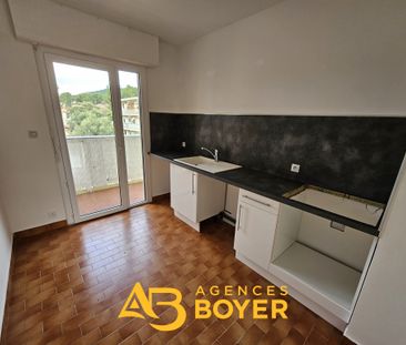 Location Appartement 3 pièces 63m² TOULON 83200 - Photo 3