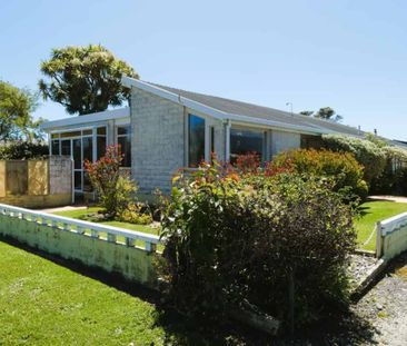 WESTPORT - 3 BEDROOMS - Photo 3