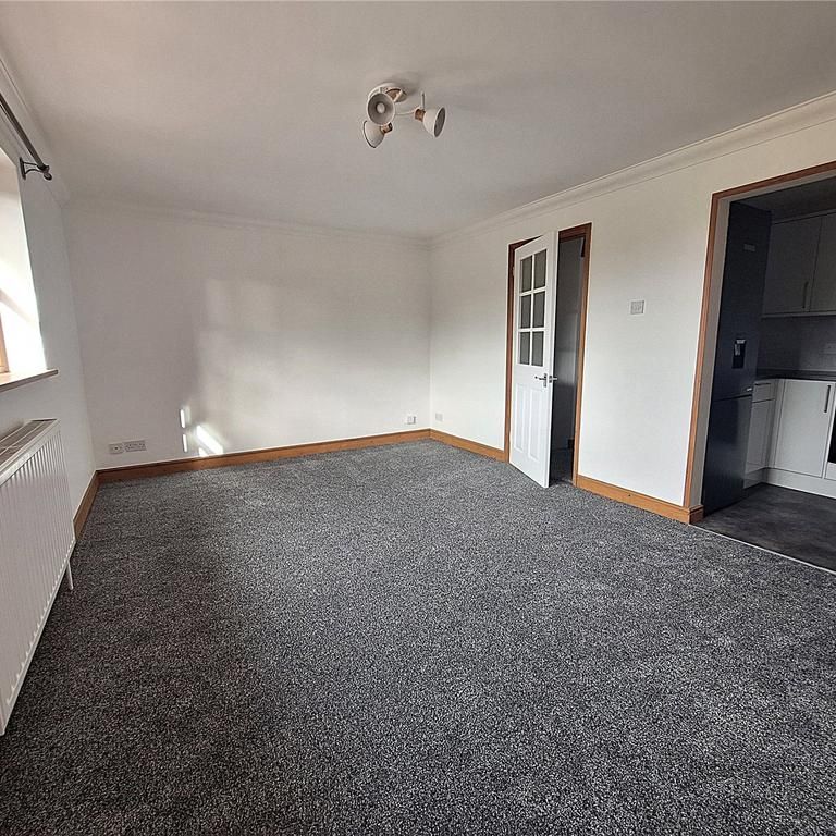 2 bedroom maisonette to rent - Photo 1