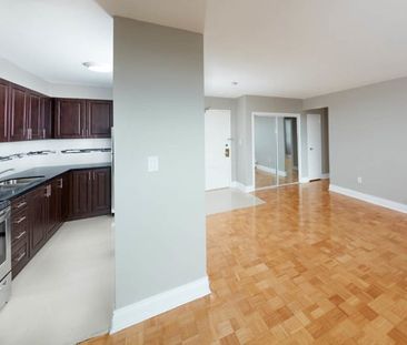 Royale Apartments - Photo 1