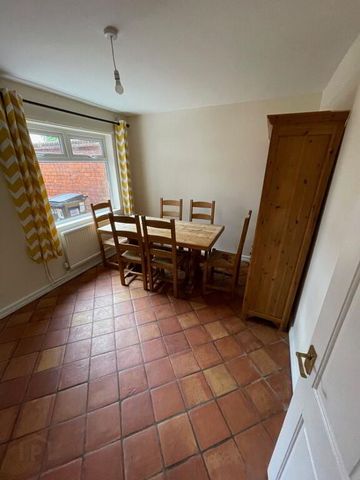 28 Whitehall Parade, Belfast, BT7 3GX - Photo 3